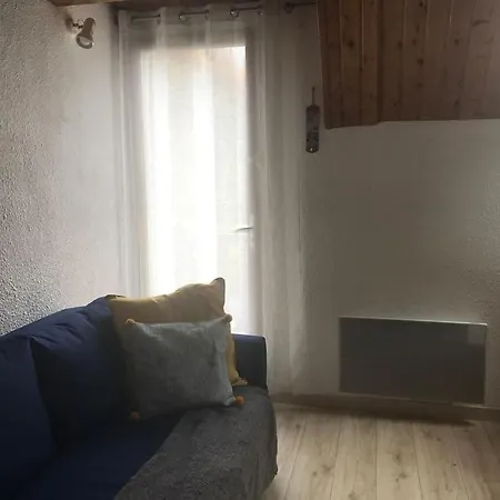 Vue Montagne בארג'ס