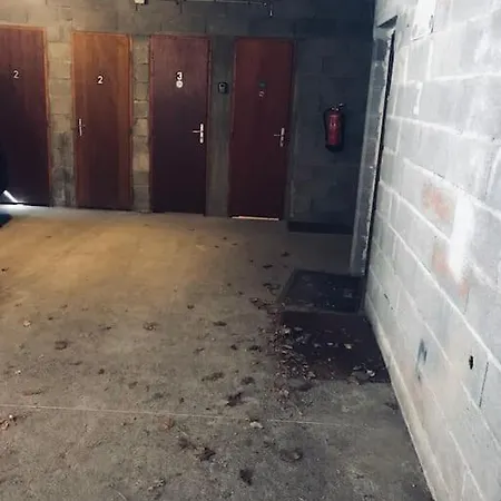 Vue Montagne בארג'ס