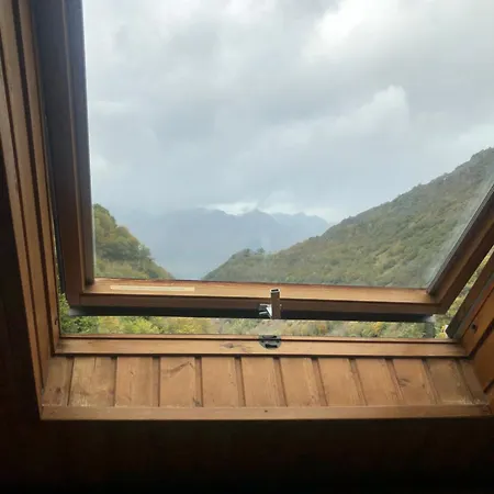 Vue Montagne בארג'ס